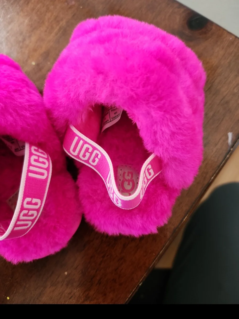 UGG FLUFF YEAH SLIDE ROCK ROSE MOCASSIN SLIP ON SANDAL US 4/5 UK 4